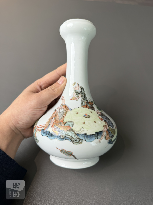清咸丰 粉彩八仙雅集图瓶 - 图2